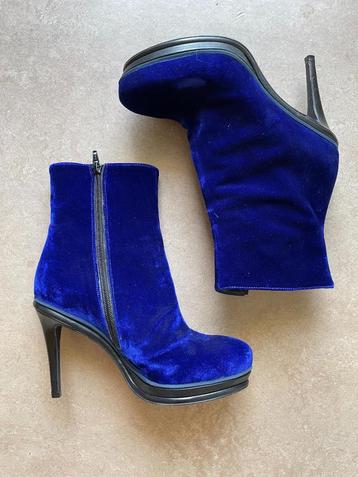 Blauwe fluwelen enkellaarzen A.F. Vandevorst, A.F. Vandevorst, Enlèvement ou Envoi, Comme neuf, Boots et Botinnes