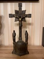 Altaarkruis, beeldhouwer Lambert Piedboeuf, rond 1900, Enlèvement