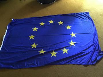 grote vlag van Europa (12 sterren ! ) beschikbaar voor biedingen
