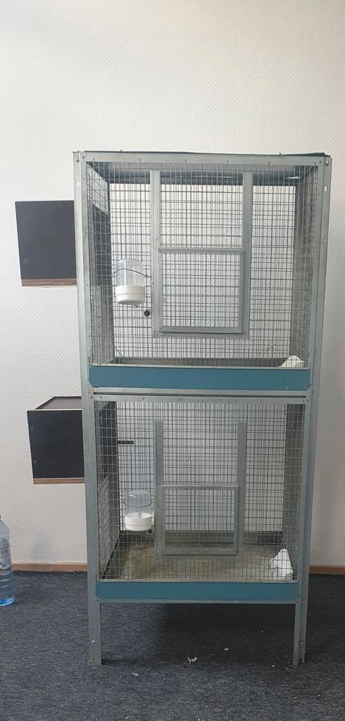 Box d'élevage 160€ le lots + 1 calopsitte male, Animaux & Accessoires, Oiseaux | Cages & Volières, Comme neuf, Enlèvement ou Envoi