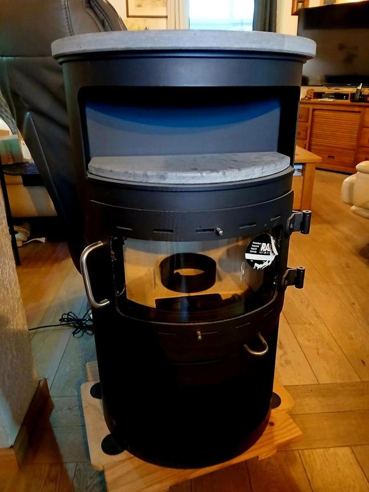 Poêle à bois RAIS, Huis en Inrichting, Kachels, Zo goed als nieuw, Houtkachel, Hout, Ophalen