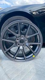 TESLA, Ophalen, 18 inch, Velg(en), Nieuw