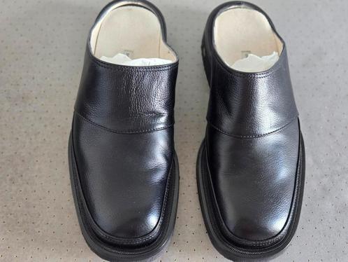 Nieuwe nog in originele verpakking aanstekers, Kleding | Heren, Schoenen, Nieuw, Slippers, Zwart, Ophalen of Verzenden