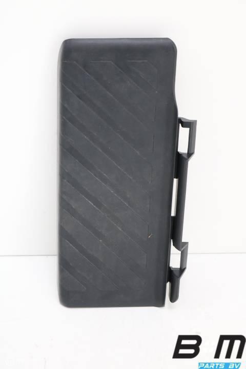 Voetsteun Audi A3 8V, Auto-onderdelen, Interieur en Bekleding, Gebruikt