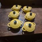 Set van 6 kleine gele keramische stoofschotels - LBP Magnet, Ophalen of Verzenden, Zo goed als nieuw, Overige materialen, Pot, Bus of Blik