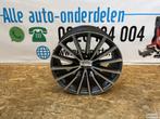 AUDI A4 8W B9 18 INC VELG ORGINEEL 8W0601025AN, Utilisé, Enlèvement ou Envoi