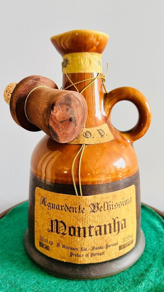 Montanha 700ml 37,5%vol Portugal Aguardente Velhissima Porto, Verzamelen, Wijnen, Nieuw, Port, Spanje, Vol, Ophalen of Verzenden