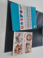 2 boeken handwerk,breien haken etc, Boeken, Ophalen of Verzenden, Nieuw