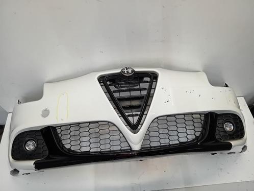 BUMPER VOOR Alfa Romeo Giulietta (940) (01-2010/12-2020), Auto-onderdelen, Carrosserie, Bumper, Alfa Romeo, Voor, Gebruikt