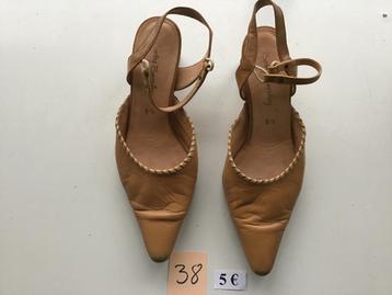 1 paar dames schoenen maat 38 voor 5 euro beschikbaar voor biedingen