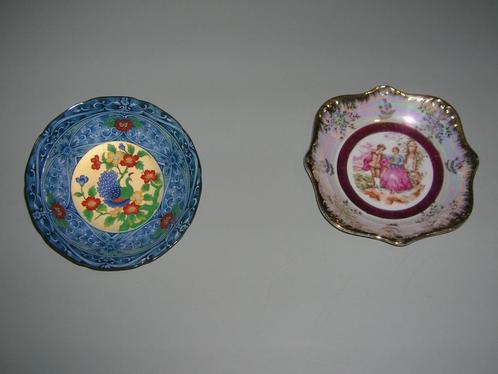 2 borden: Decoratieve bordjes, Antiek en Kunst, Antiek | Wandborden en Tegels, Ophalen