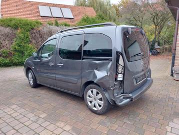 Schade Citroen Berlingo beschikbaar voor biedingen