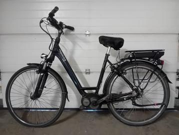 Elektrische fiets met werk aan GOED LEZEN beschikbaar voor biedingen