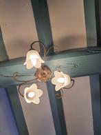 Lustre 3 lampes en forme de fleur, Maison & Meubles, Lampes | Plafonniers, Comme neuf, Enlèvement