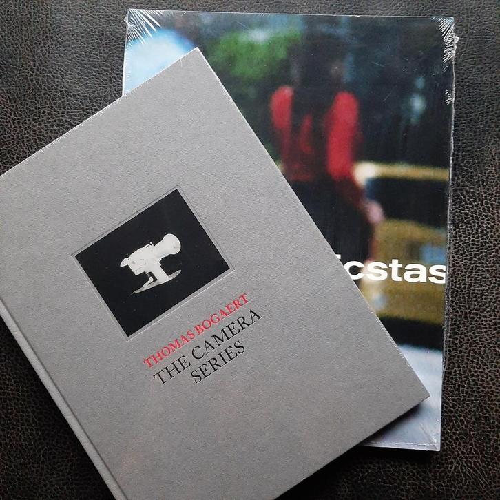 Thomas Bogaert (gesigneerd) : 2 boeken, Livres, Art & Culture | Arts plastiques, Neuf, Enlèvement ou Envoi