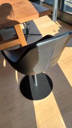 2 draai kuipstoelen zwart leer, Ophalen, Zo goed als nieuw, Zwart, Leer