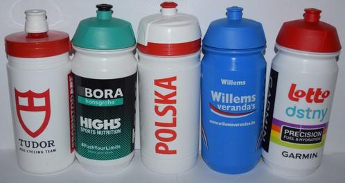 Wielrennen .Lot drinkbussen . Bidons . 21 + 4 stuks, Sport en Fitness, Drinkbussen, Gebruikt, Verzenden
