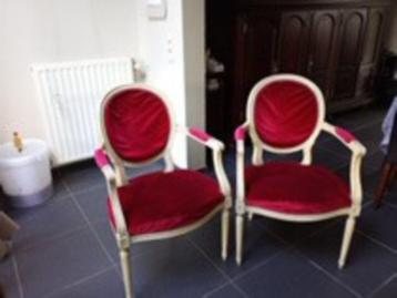 Antiek stoelen beschikbaar voor biedingen