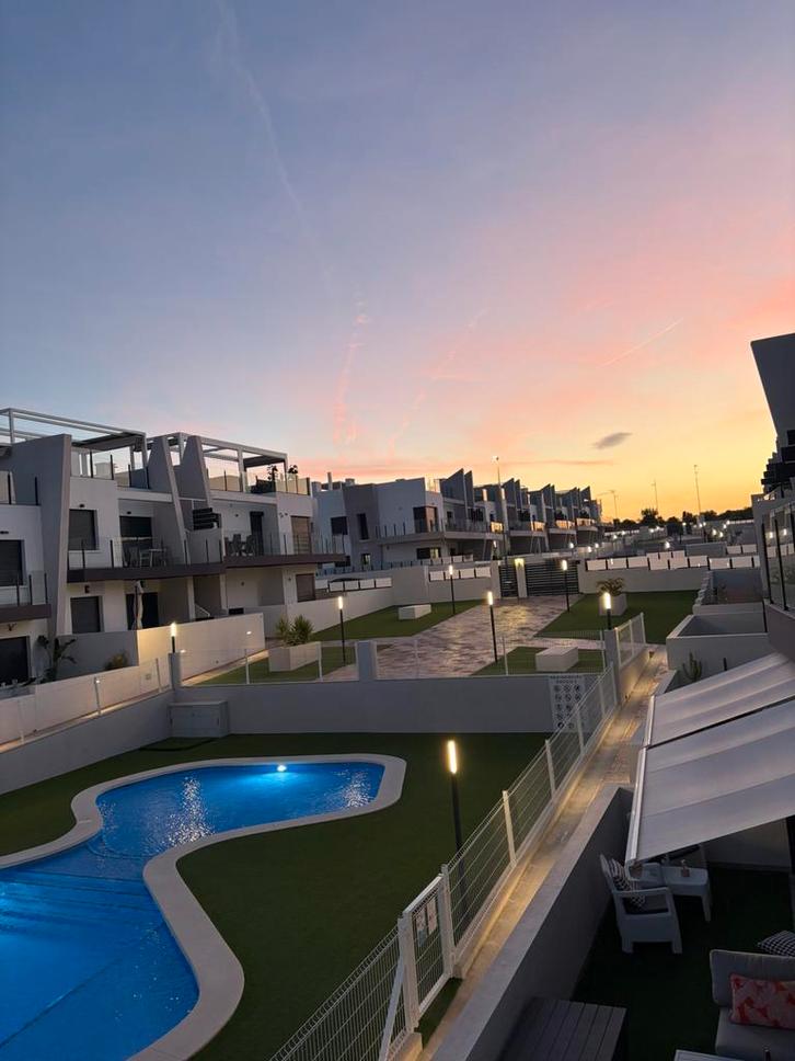 Nieuwbouw penthouse Spanje lanceringsprijzen, Vakantie, Vakantiehuizen | Spanje, Costa Blanca, Appartement, Dorp, Aan zee, 2 slaapkamers