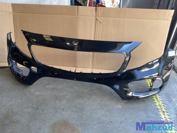 MERCEDES GLA X156 Zwart facelift voorbumper 2013+ beschikbaar voor biedingen