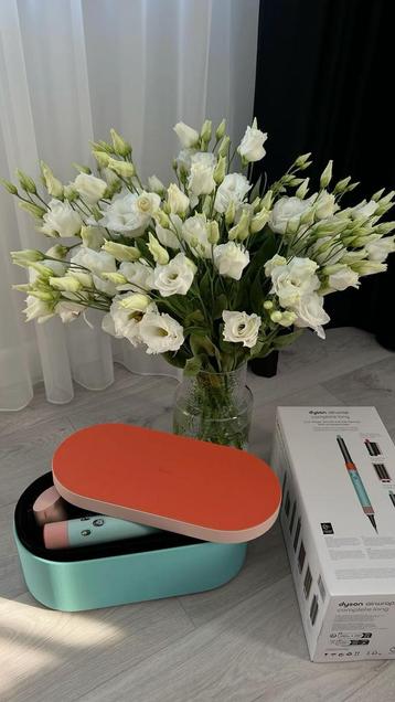 Dyson airwrap beschikbaar voor biedingen