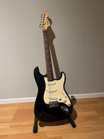 Fender Squier Strat - Elektrische gitaar & accessoires, Muziek en Instrumenten, Ophalen of Verzenden, Zo goed als nieuw, Fender