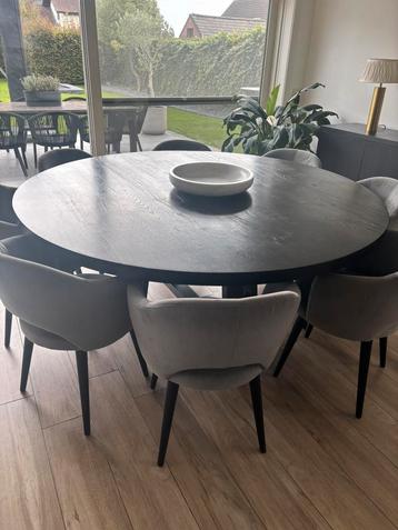 Eiken ronde eettafel zwart 180cm diameter beschikbaar voor biedingen