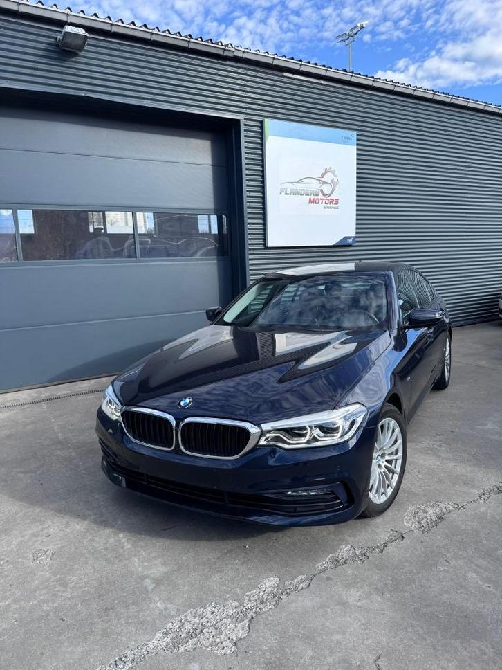 BMW 520d xDrive Sport Line automaat onderhoudsboek, Auto's, BMW, Bedrijf, 5 Reeks, 4x4, ABS, Airbags, Airconditioning, Android Auto