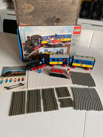 Lego vintage set 7710 beschikbaar voor biedingen