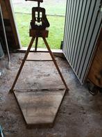 Driepikkel buizenklem, Enlèvement