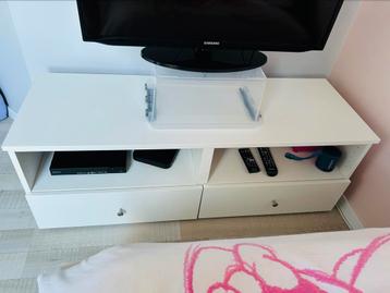 Meuble TV IKEA « PLASTA » beschikbaar voor biedingen