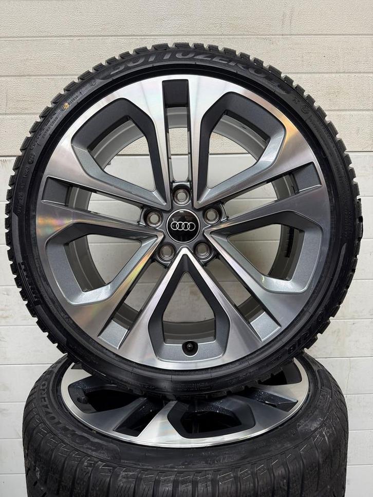 NIEUW 18’’ AUDI A3 VELGEN WINTERANDEN ORIGINEEL AUDI SPORT, Auto-onderdelen, Banden en Velgen, Banden en Velgen, Winterbanden