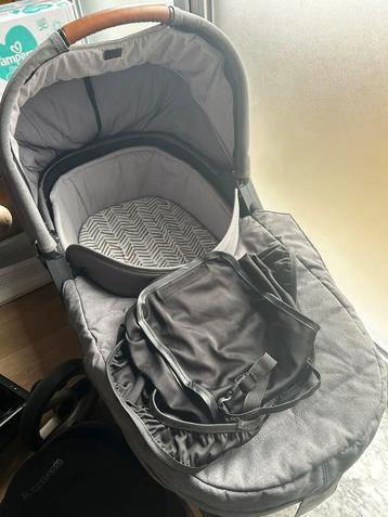 Kinderwagen Mutsi i2 met maxicosi en isofix en andere… beschikbaar voor biedingen