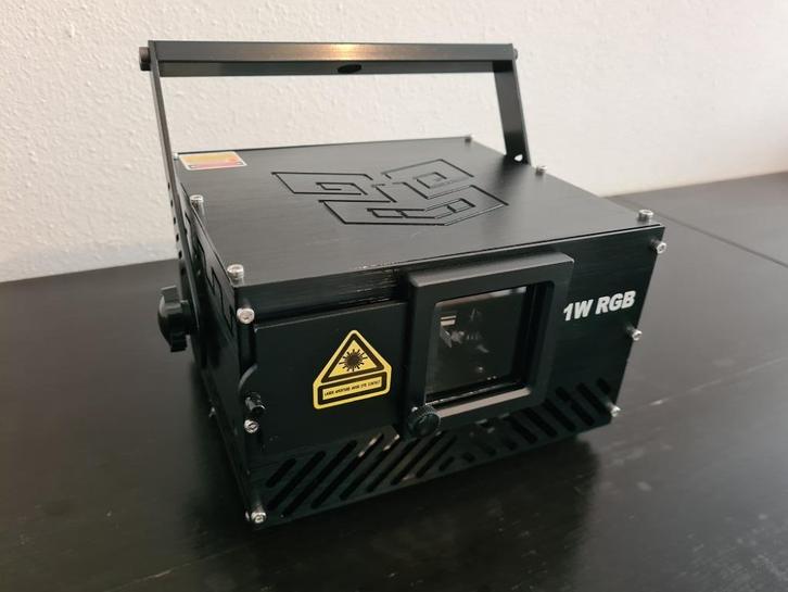 1 Watt (1000 mW) RGB laser projector ILDA 25 Kpps Full Diode, Muziek en Instrumenten, Licht en Laser, Nieuw, Laser, Geluidgestuurd