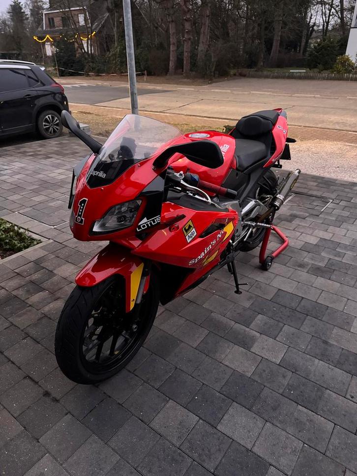 Aprilia rs125 2t 2013, Motoren, Motoren | Aprilia, Particulier, Sport, 11 kW of minder, 1 cilinder, Minimaal motorrijbewijs A1