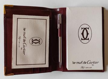 Vintage Must de Cartier blocnotehouder met pen beschikbaar voor biedingen