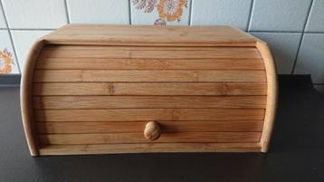 Boîte à pain en bois beschikbaar voor biedingen