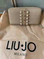 Liu Jo portemonnee in goede staat, Bijoux, Sacs & Beauté, Porte-monnaie & Portefeuilles, Comme neuf, Beige, Enlèvement ou Envoi