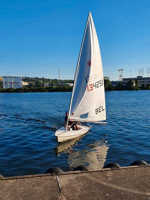 Dériveur Laser, Sports nautiques & Bateaux, Voiliers ouverts, Comme neuf, Laser, Enlèvement