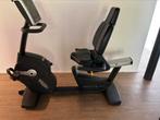 Tecnogym new recline 500 sp, Sport en Fitness, Ophalen, Zo goed als nieuw
