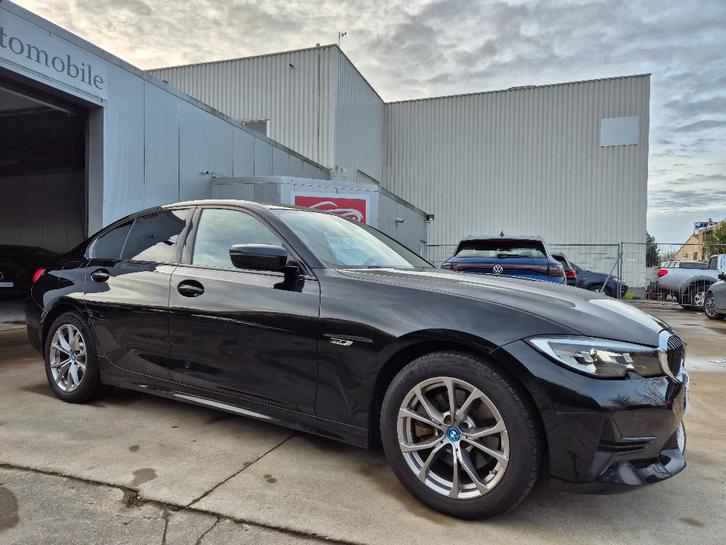 BMW 320 eA // SPORT LINE // PHEV HYBRIDE // 84.734 KM !, Auto's, BMW, Bedrijf, Te koop, 3 Reeks, ABS, Achteruitrijcamera, Adaptieve lichten