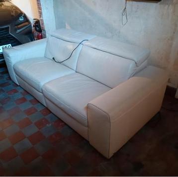 Natuzzi italia relax bank  beschikbaar voor biedingen