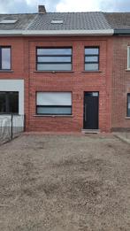 Betaalbare woning met 2 (3 à 4 mogelijk) slaapkamers en tuin, 200 tot 500 m², 135 m², 200 kWh/m²/jaar, 2 kamers