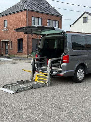 Volkswagen Caravelle Rolstoellift 97686km Automaat 5zit beschikbaar voor biedingen