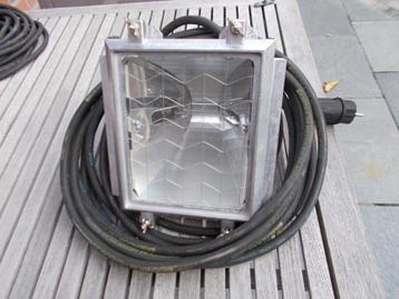 Sylvania halogeenstraler 500 W met kabel beschikbaar voor biedingen