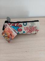 Splinternieuwe pennenzak, Ophalen, Nieuw