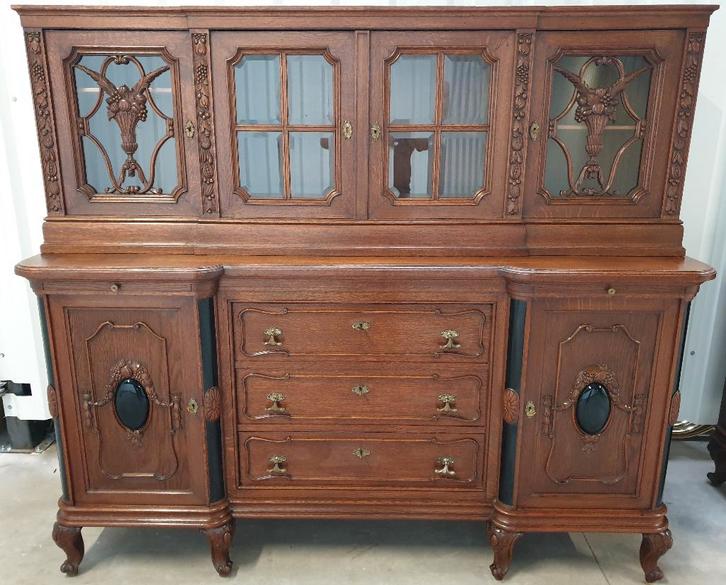 Antieke Franse eiken buffetkast uit de 19e eeuw. Levering., Antiek en Kunst, Antiek | Meubels | Kasten, Ophalen