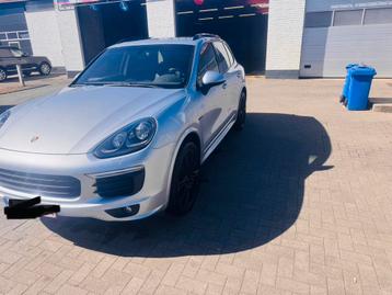 Porsche Cayenne S E-Hybrid FULL OPTION GTS/LUCHTVERING/PANO beschikbaar voor biedingen