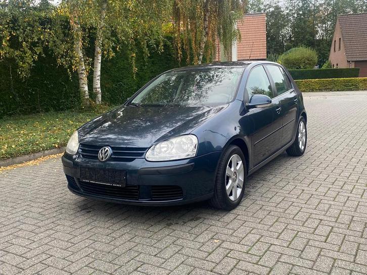 VW Golf 5 1.4 benzine CarPlay Airco gekeurd voor verkoop, Auto's, Volkswagen, Particulier, Golf, ABS, Airbags, Airconditioning
