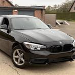 BMW 1 SERIE ✅116i BENZINE AIRCO GARANTIE CAMERA 2019 MODEL, Auto's, 1498 cc, 110 g/km, Zwart, 5 deurs